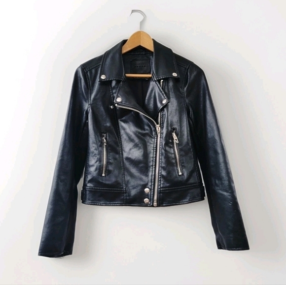 BlankNYC Black Moto Jacket Size XS Faux Leather Minimalist Chic Silver Zippers - Picture 1 of 16